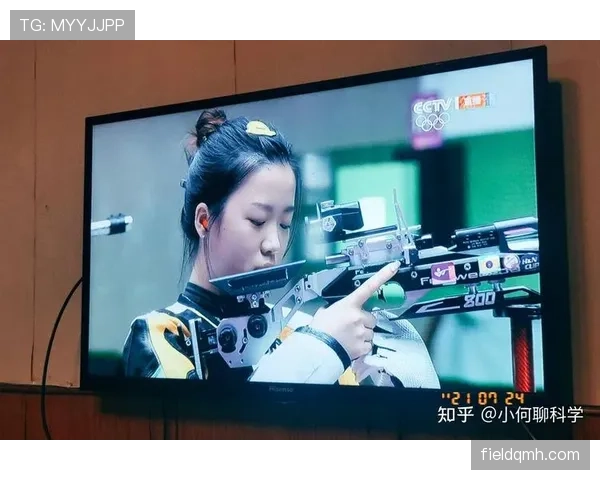 杨倩打完比赛回家还在用高中保温杯？